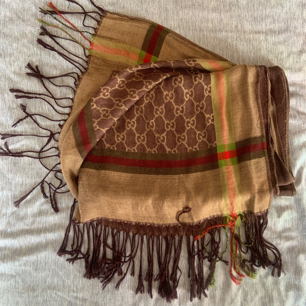 Scarf/pashmina NWOT  super soft and beautiful